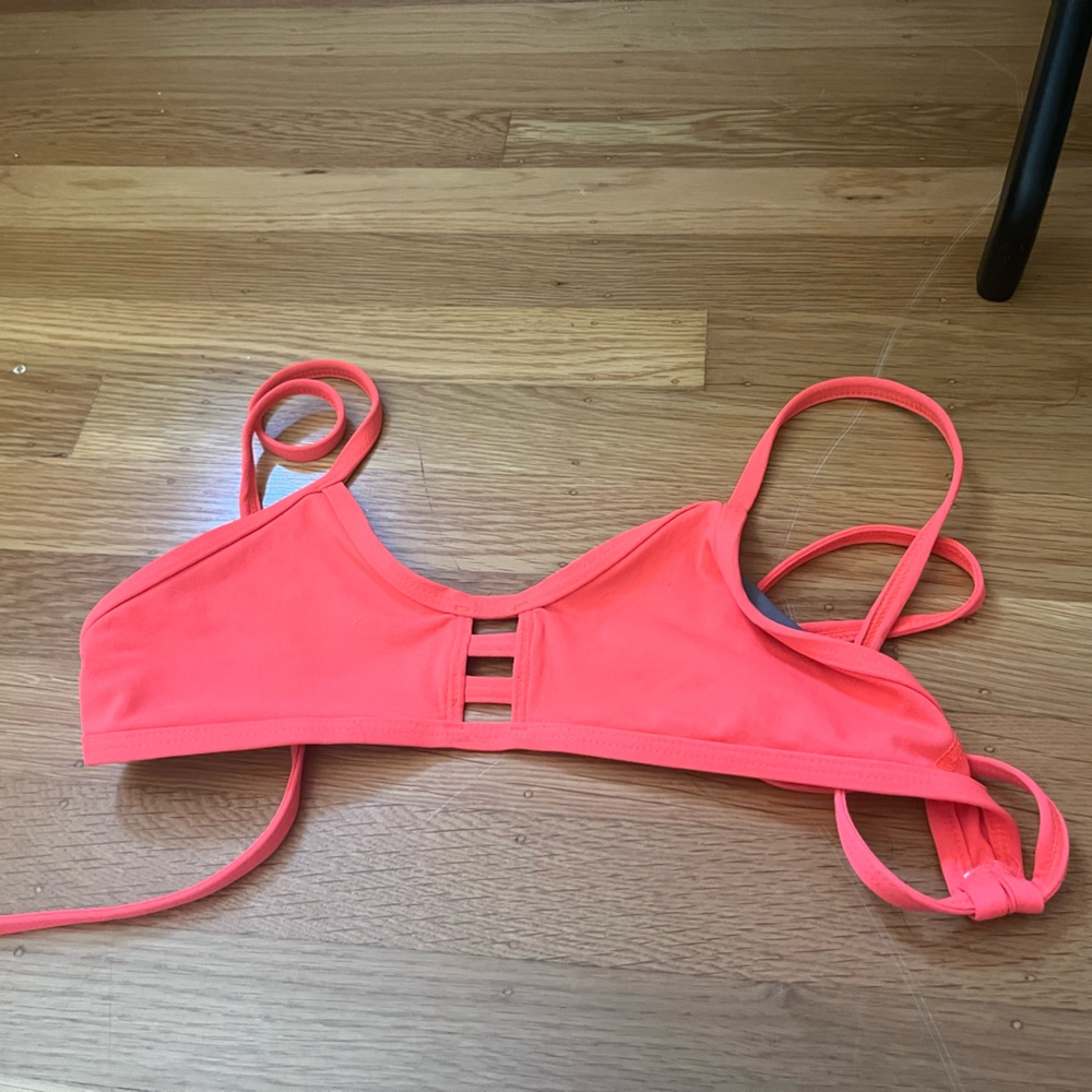 Jolyn top